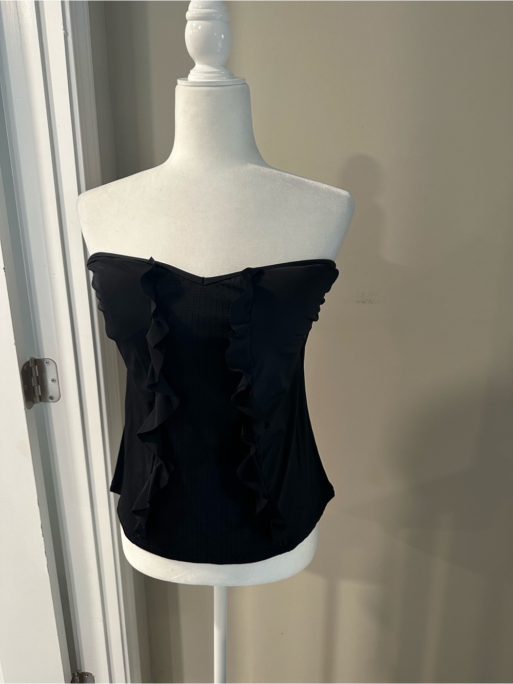 SPANX Black Strapless Ruffle-Front Camisole
